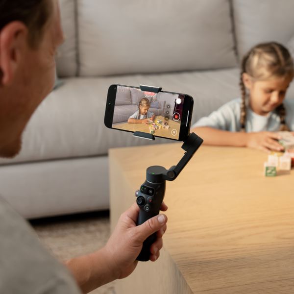 Электрический стабилизатор для смартфона DJI Osmo Mobile 8 Черный | Black