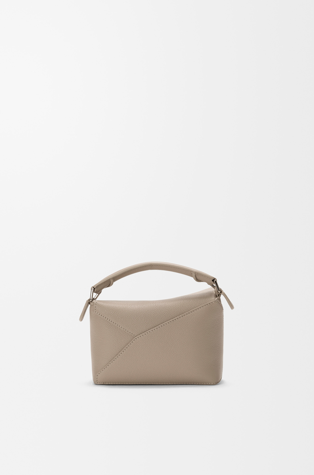 Loewe Мини-сумка Puzzle Edge из мягкой зернистой телячьей кожи, серо-бежевый