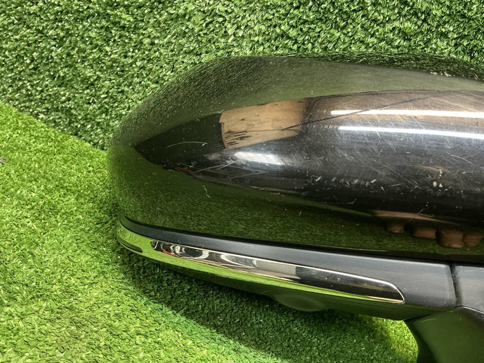 Зеркало правое Toyota Camry xv70 (17-24) 17 конт.