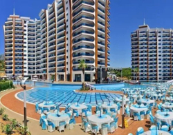 ЖК "AZURA PARK RESIDENCE" Турция, Аланья, район Махмутлар. Жилой комплекс - это не просто квартира, это билет в беззаботную жизнь уровня премиум-класса, где инфраструктура затмевает многие пятизвездочные отели