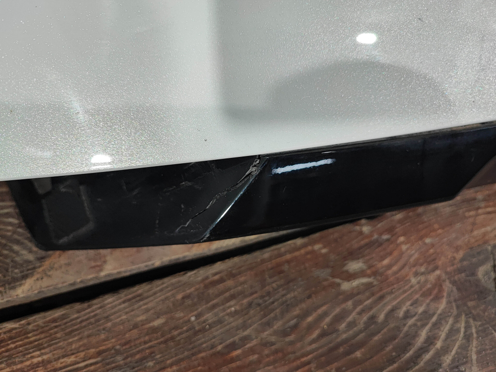 Накладка крышки багажника FAW Bestune T77 18-нв Б/У Оригинал 1EA150810G04