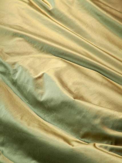 Комплект постельного белья из премиального сатина оливкового цвета из коллекции essential, 200х220 с