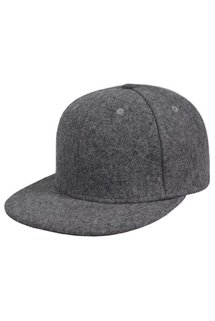 Бейсболка утепленная с прямым козырьком серая
