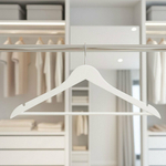 Вешалка деревянная с перекладиной, цвет белый