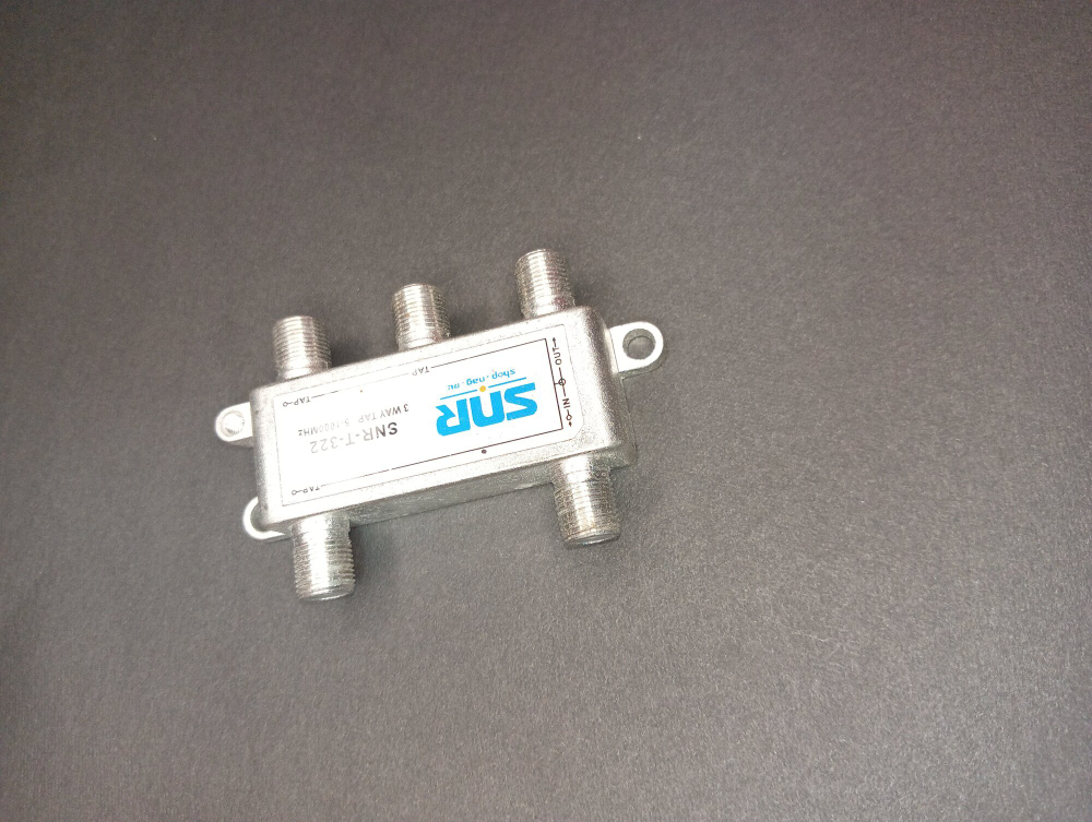 Ответвитель абонентский SNR-T-322 на 3 отвода, вносимое затухание IN-TAP 22dB.