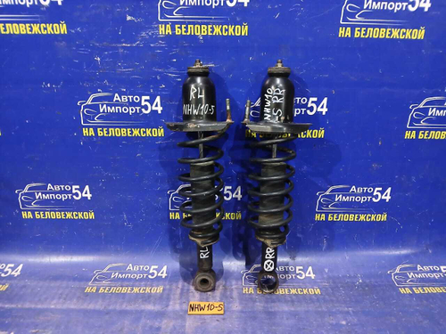 Стойка задняя левая TOYOTA PRIUS 1998