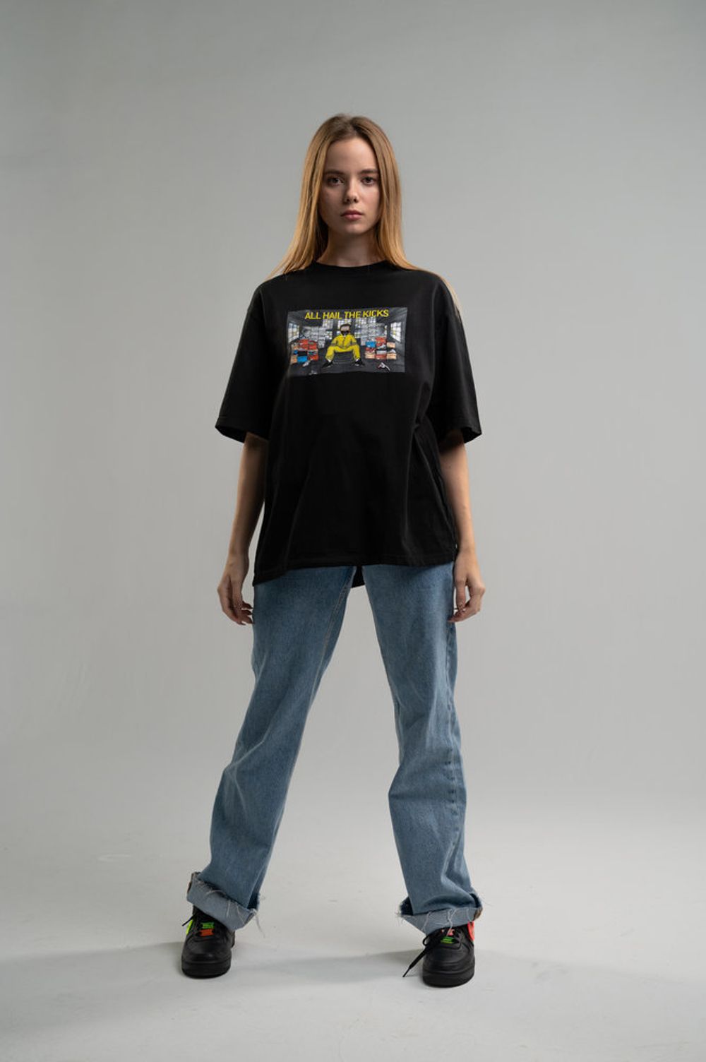 Футболка «All hail the kicks» Черная + solefresh