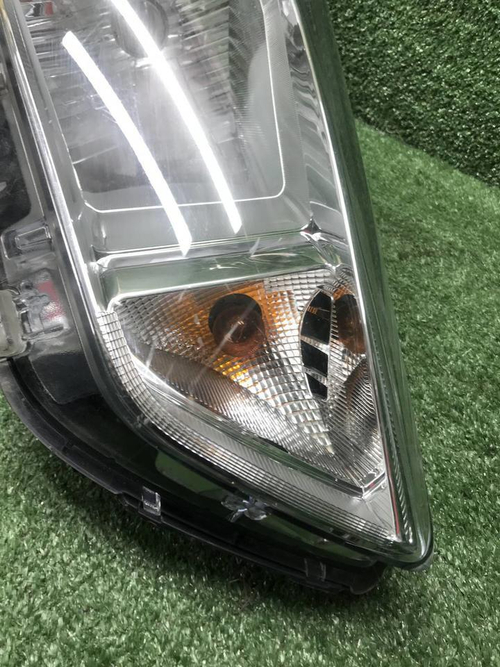 Битая Фара правая Hyundai Creta 1 (16-21) галоген