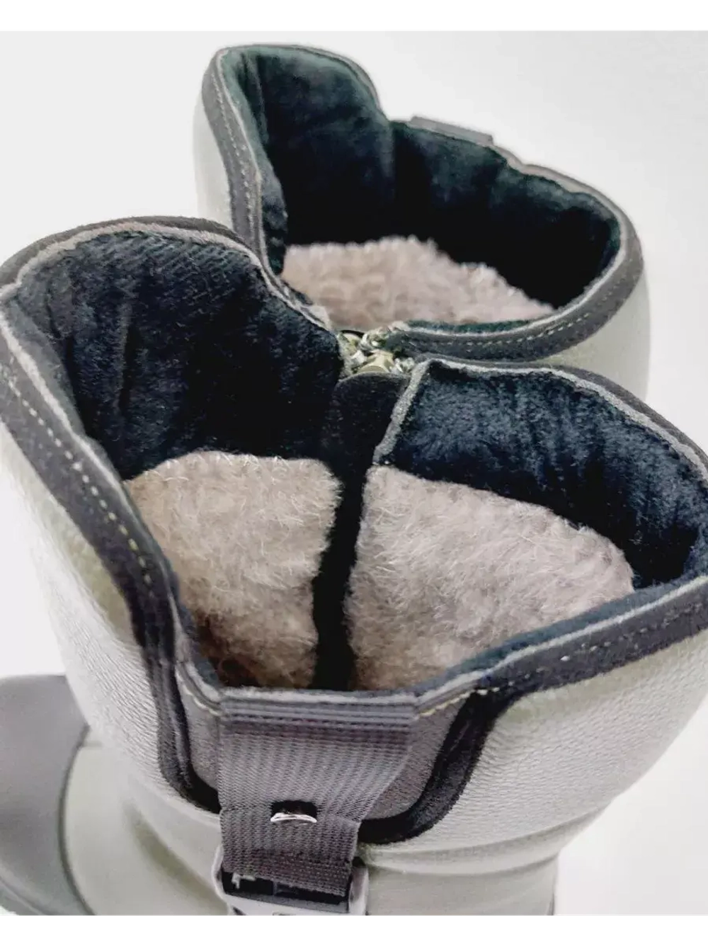 Сапоги детские для девочки.