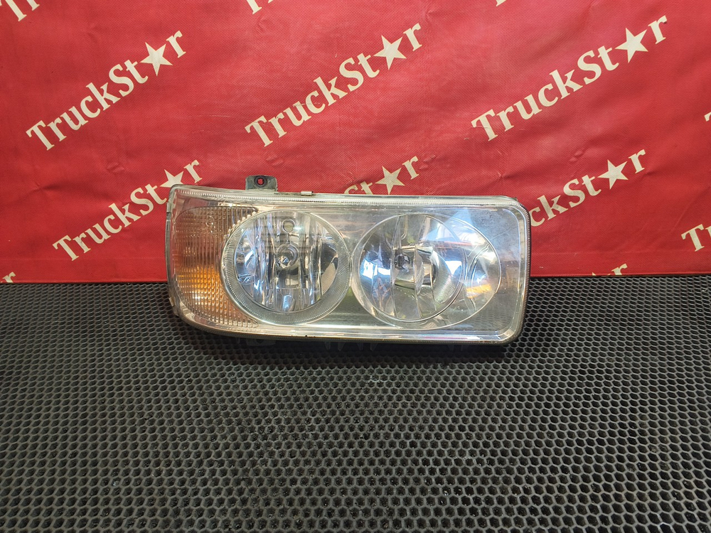 Фара передняя левая