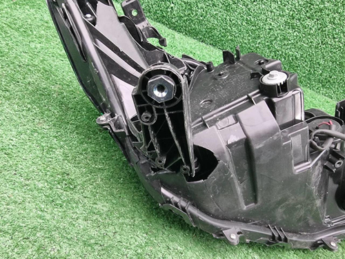 Битая Фара левая Toyota Camry xv70 (2017-н.в.) LED