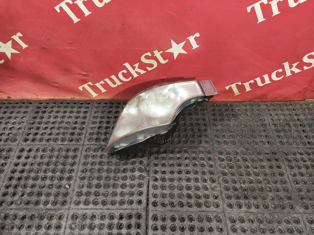 Фара левая 2019г.