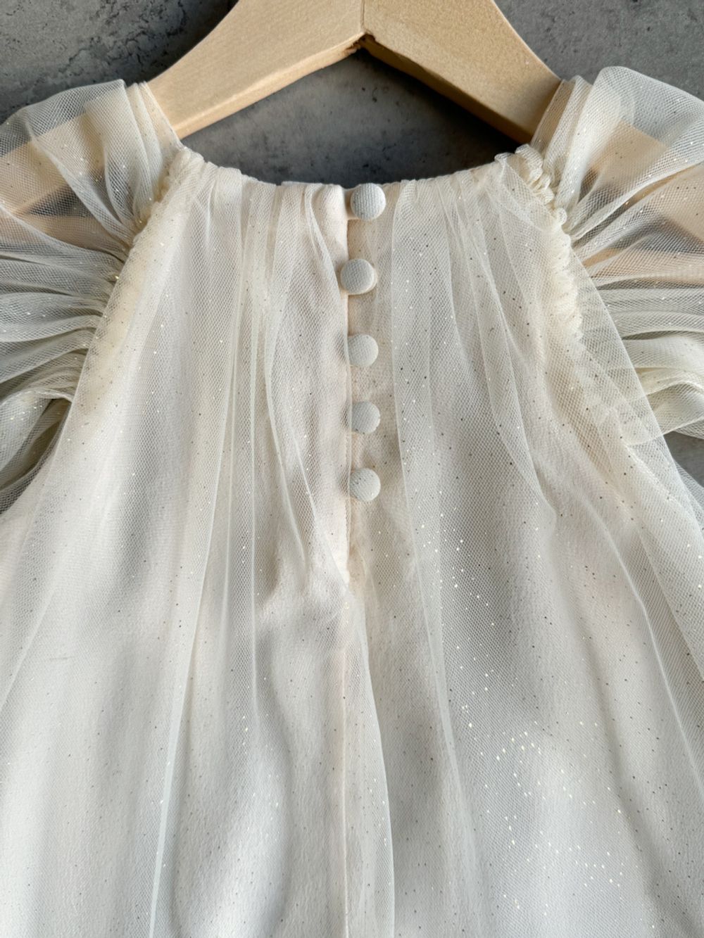 Новое платье из тюля Baby Dior, 92