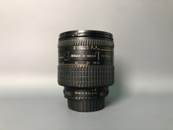 Объектив Nikon 24-85mm 2.8-4D IF AF, царапины на линзе.