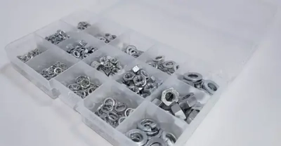Комплект гаек и шайб М3, М4, М5, М6, М8 (плоская и гроверная) - 690 шт. в органайзере