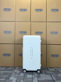 Дорожный чемодан Rimowa Trunk