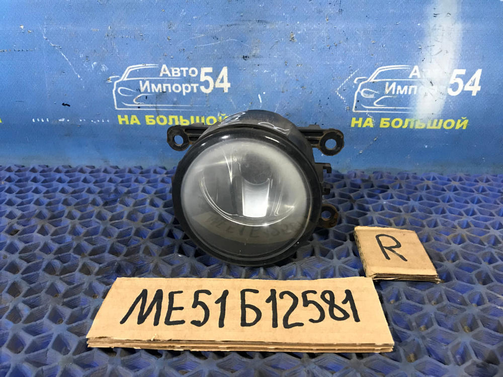 Туманка правая NISSAN ELGRAND 2004-2010