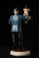 Статуэтка. Фарфор. Солдат. Маринеско Александр Иванович - Русский флотоводец. Россия
