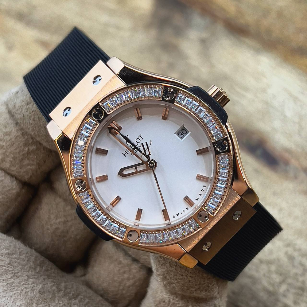 Часы Hublot