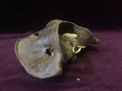 Мамонт в пещере, сувенир, декор, фигурка мамонта