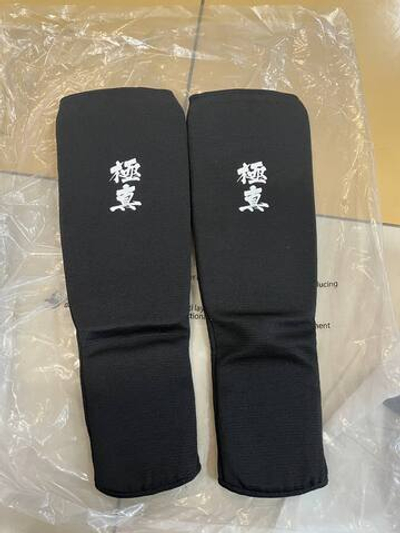 Защита голени для каратэ TS черная