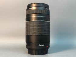 Canon EF 75-300mm f/4-5.6 III, небольшая царапина на передней линзе