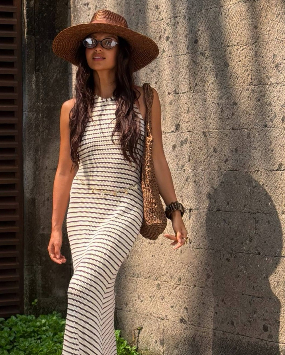 Браслет на резинке из акрила brown