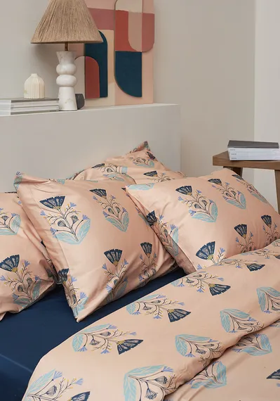 Комплект постельного белья "Летний цветок" из премиального сатина из коллекции russian north, 200х220 см
