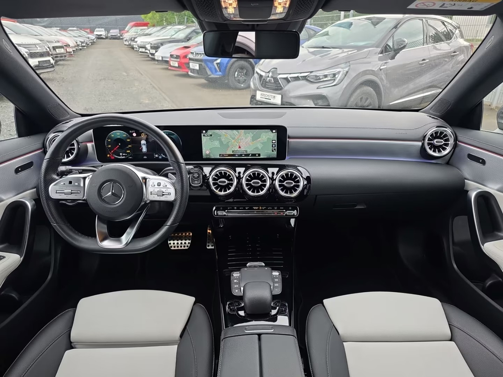 Mercedes-Benz CLA 200 Shooting Brake
