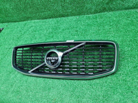Решетка радиатора Volvo XC60 2 (17-21) R-Design