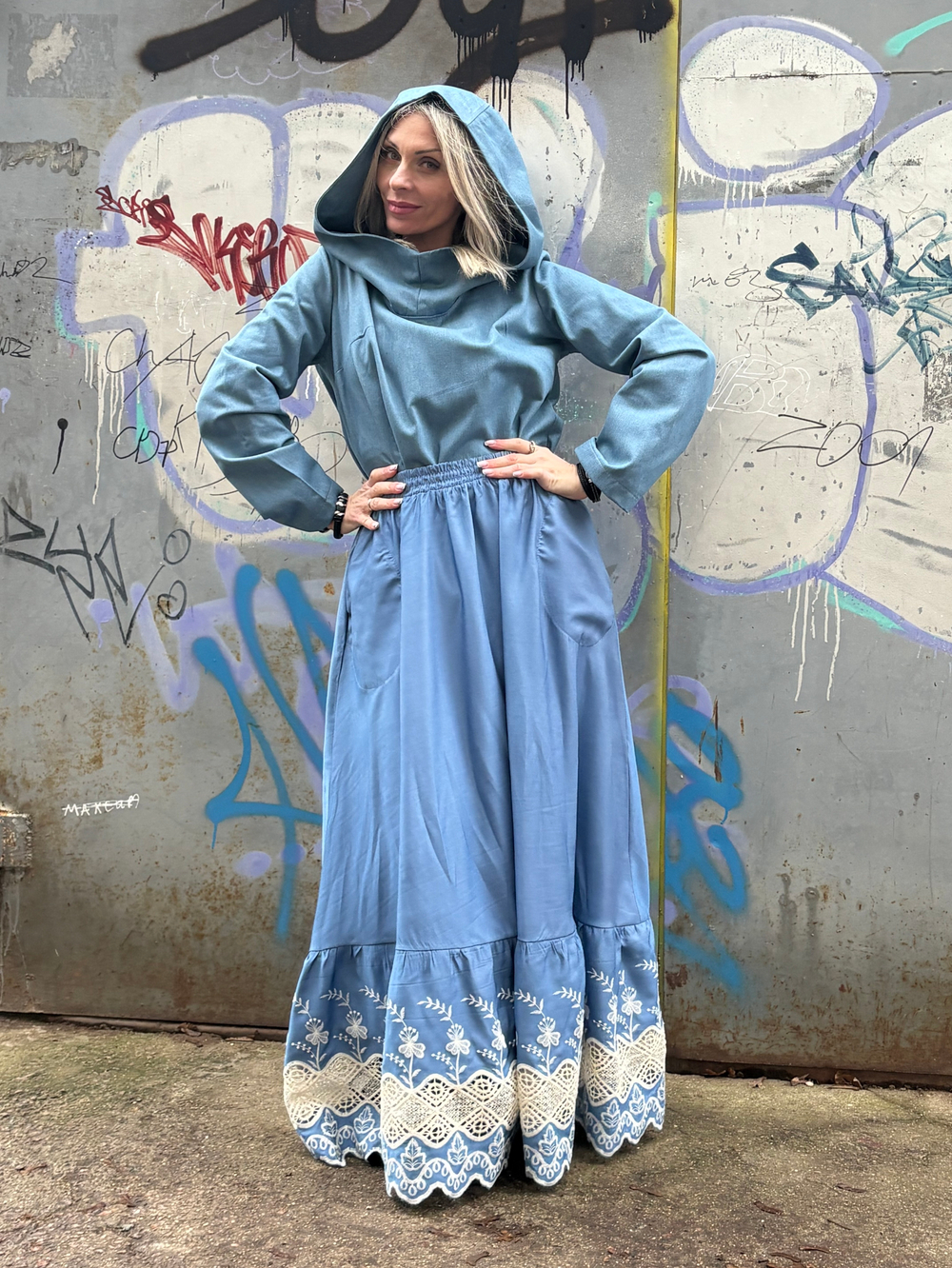 Юбка / с вышивкой / джинс голубой