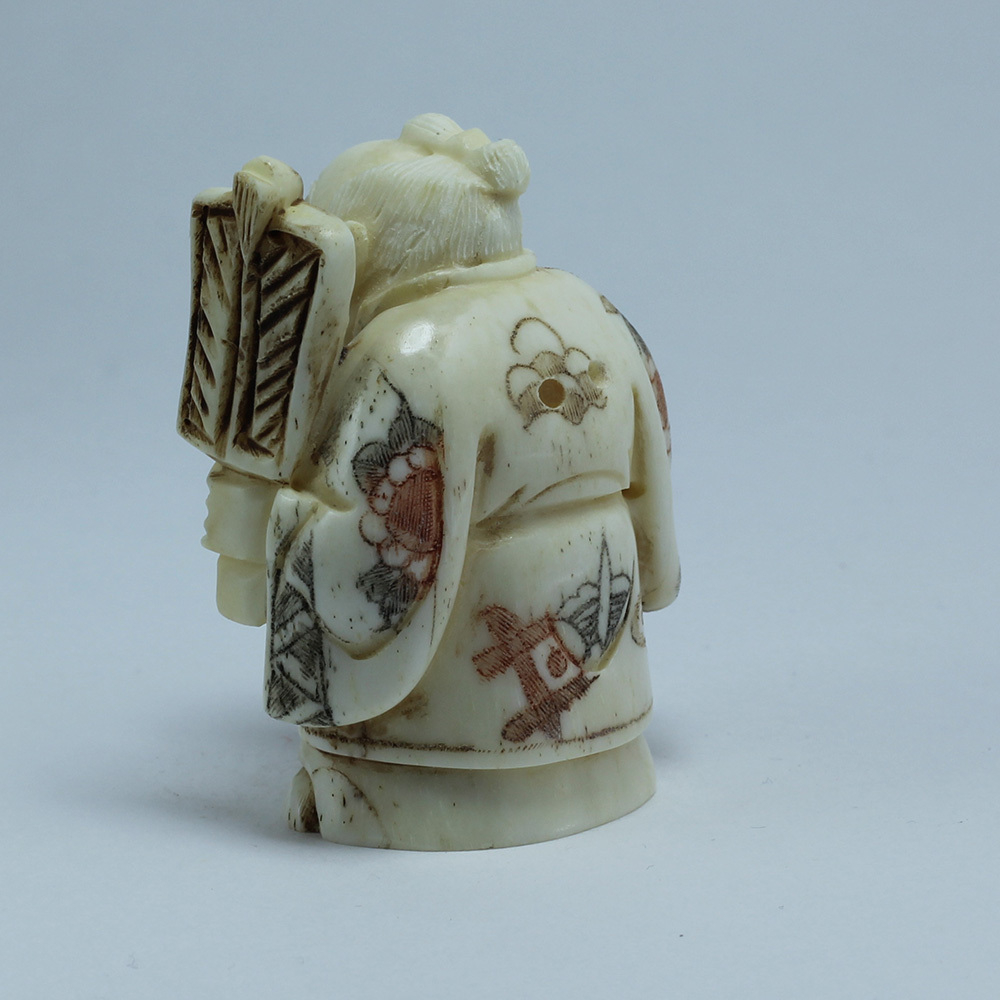 Эксклюзивная нэцкэ Монах с веером и рыбиной