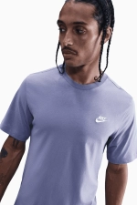 Футболка Nike Sportswear Club - фиолетовый