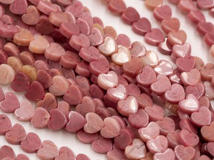 Нить бусин из родонита "Сердечки" 6мм