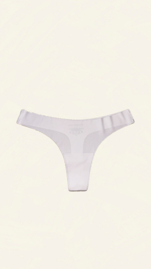 Бесшовные трусы Thongs White