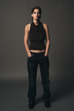 ZARA ТОП С ГОРЛОВИНОЙ ХАЛТЕР И ДРАПИРОВКОЙ, ТЕМНО-КОРИЧНЕВЫЙ