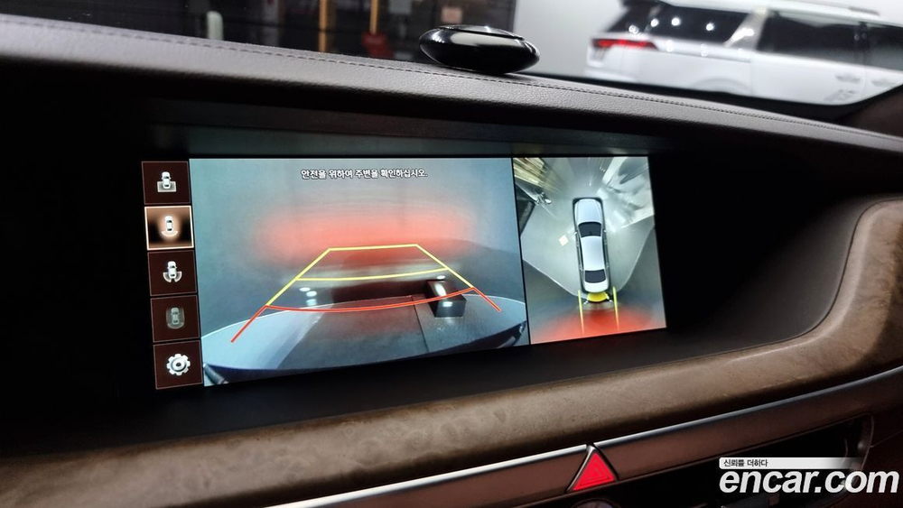 Genesis G90 3.8 AWD (08.2019)