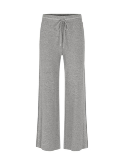 Marc-Cain-Ad_HerbstWinter-2025_820_ZA-81.02-M06