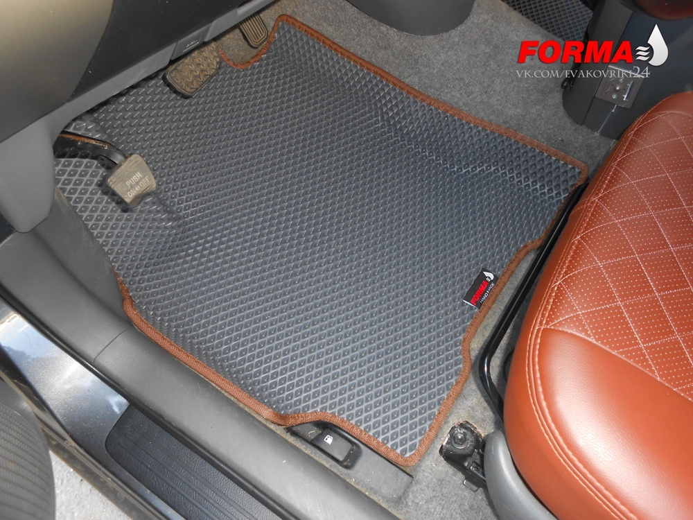 Toyota Prius 2 поколение XW20 (09.2003 - 05.2009) левый руль