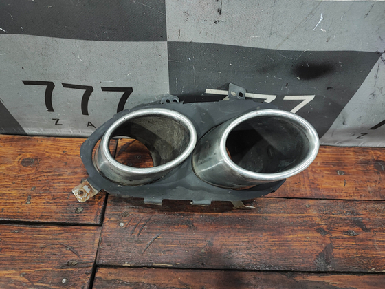 Насадка глушителя левая Geely Tugella 22-нв Б/У Оригинал 6044117700