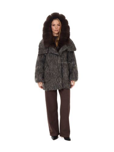 Шоколадный шерстяной пуховик с меховым воротником