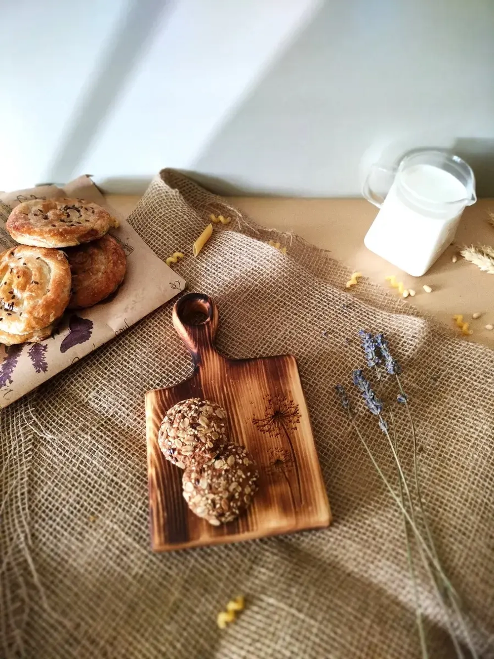 Доска разделочная из дерева сервировочная