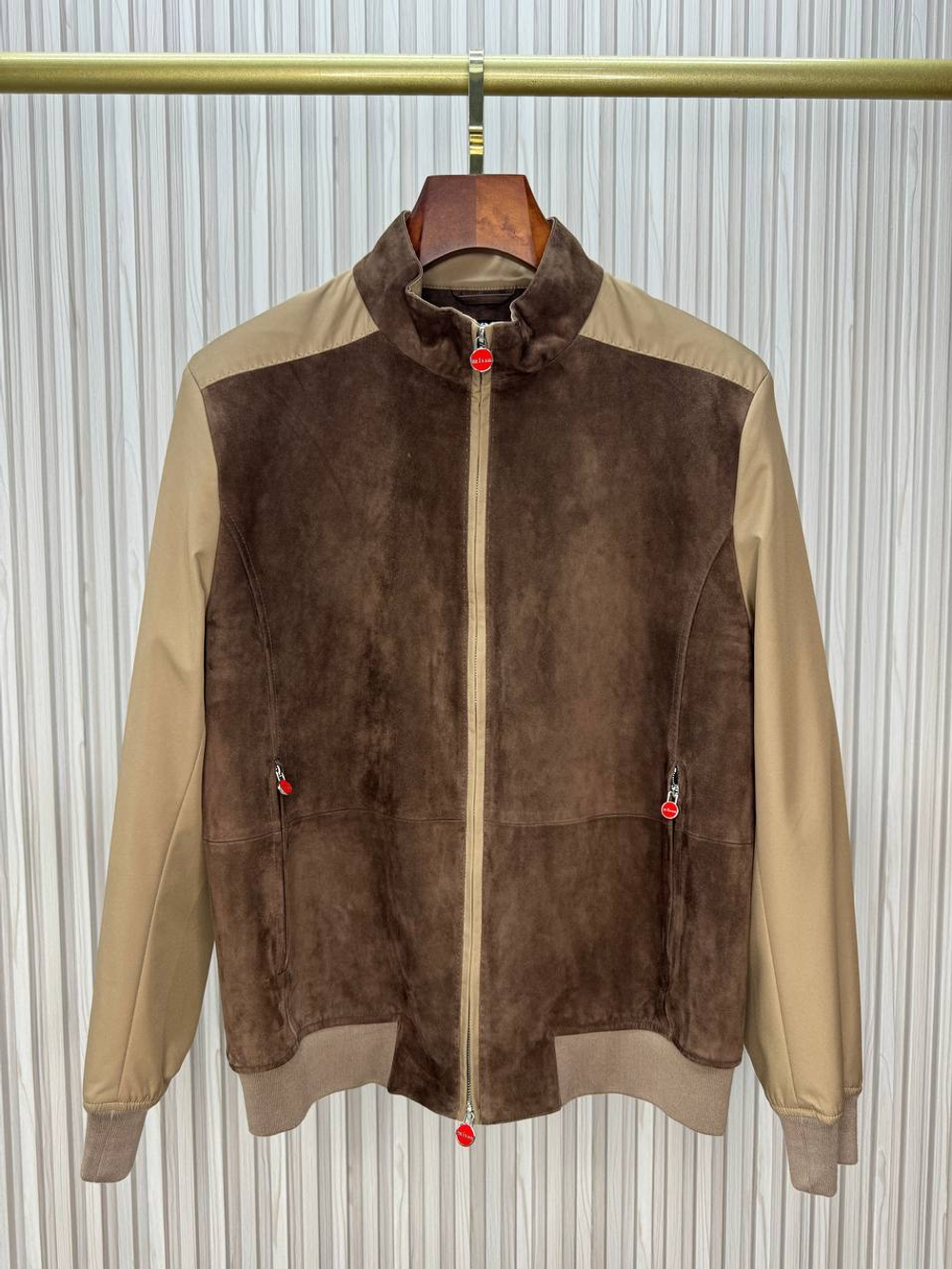 Замшевая куртка Kiton