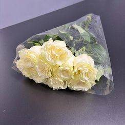 Пачка белых роз Mondial 60 см, Tessa