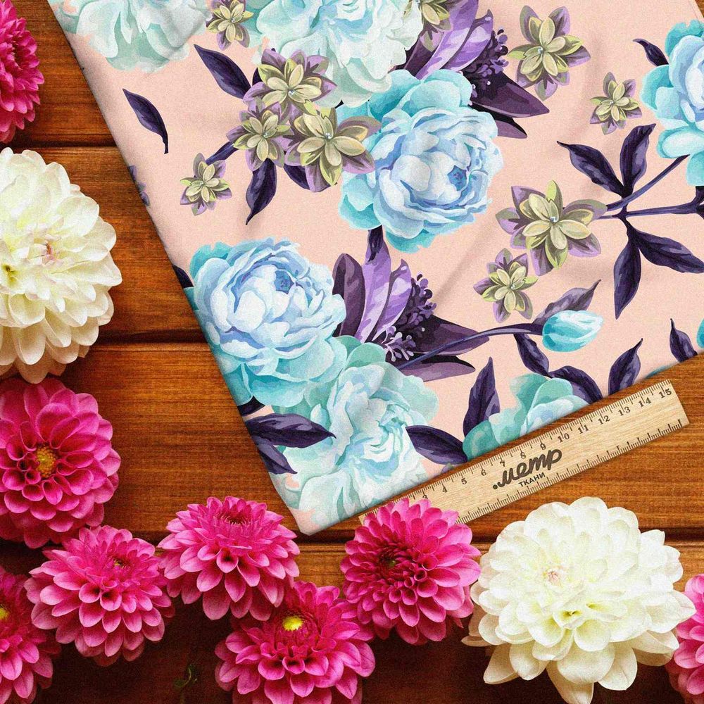 Ткань шифон голубые розы и лепестки