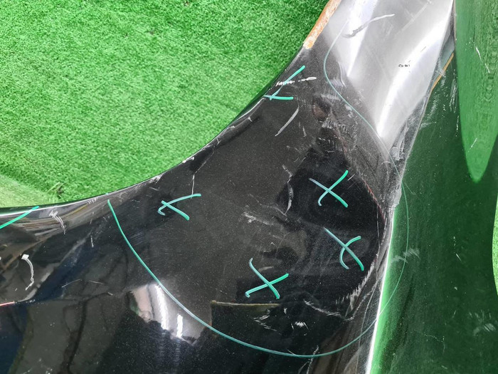 Крыло переднее левое Lexus LX 3 (2015-2023)