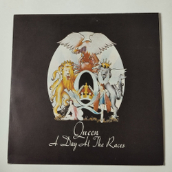 Винтажная виниловая пластинка LP Queen A Day At The Races (Россия 1993)