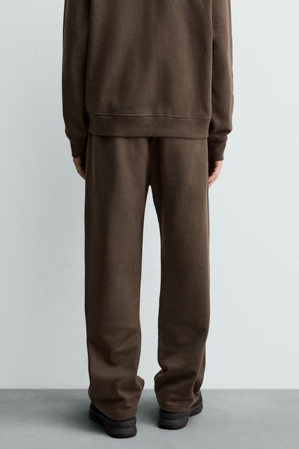 ZARA ДЖОГГЕРЫ REGULAR FIT ИЗ ПЛОТНОЙ ТКАНИ ORIGINS, ШОКОЛАДНЫЙ