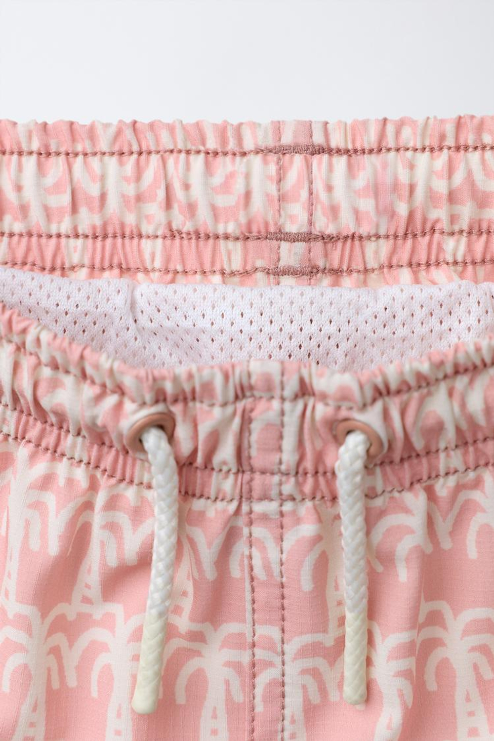 ZARA ПЛАВКИ-БЕРМУДЫ С ПАЛЬМАМИ, ТЕЛЕСНО-РОЗОВЫЙ