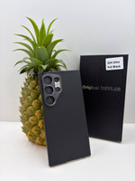 Оригинальный карбон для iPhone 16 Pro